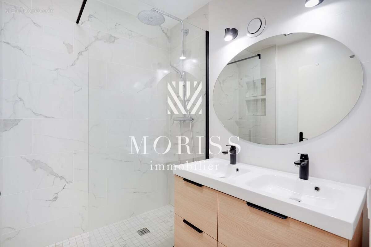 Appartement à PARIS-11E