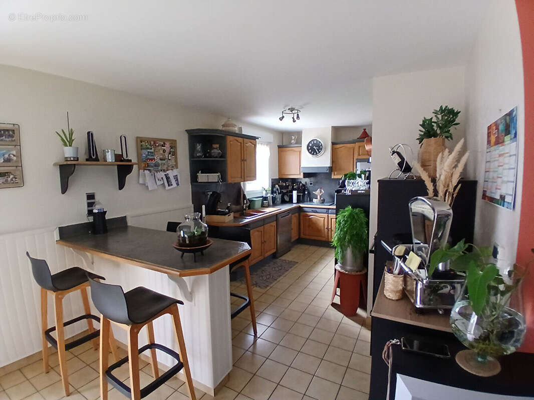 Maison L Huisserie 5 pièce(s) 91 m2 - photo 4