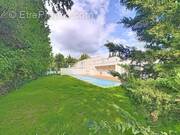 Photo 1 - Appartement à VILLENEUVE-LES-AVIGNON