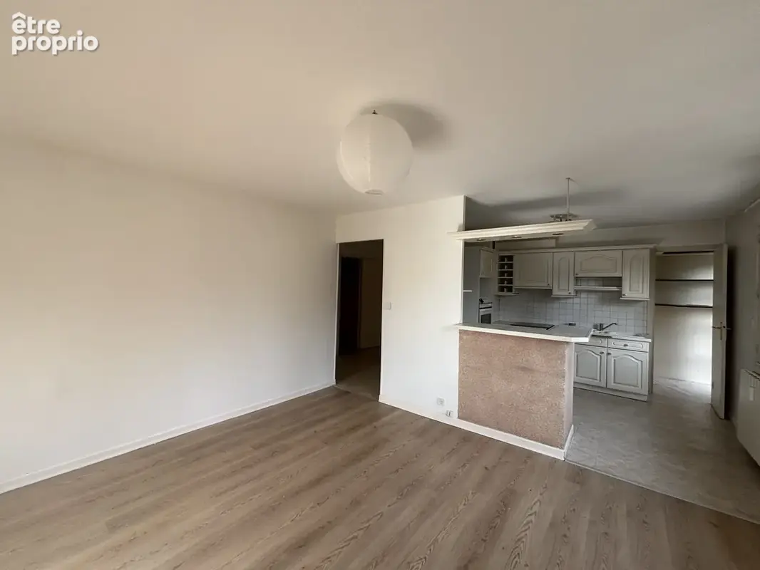 Appartement à PRIVAS