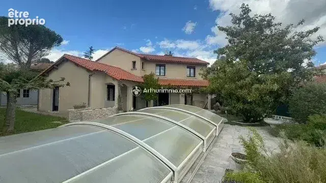 Maison à AGUESSAC