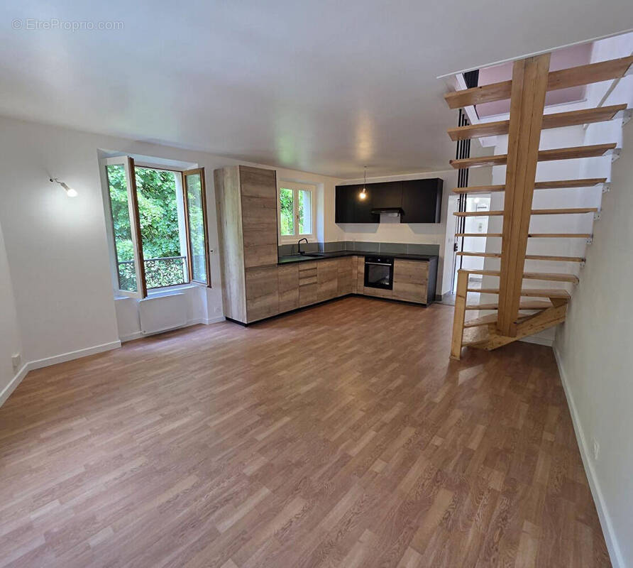 Appartement à SAINT-BRICE-SOUS-FORET
