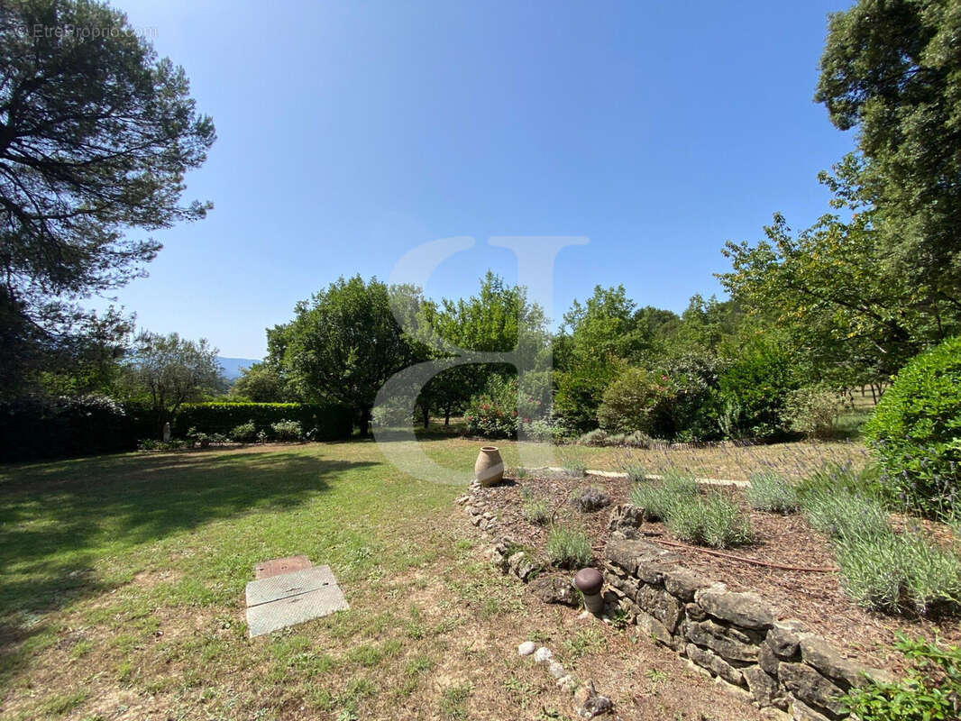Maison à VAISON-LA-ROMAINE
