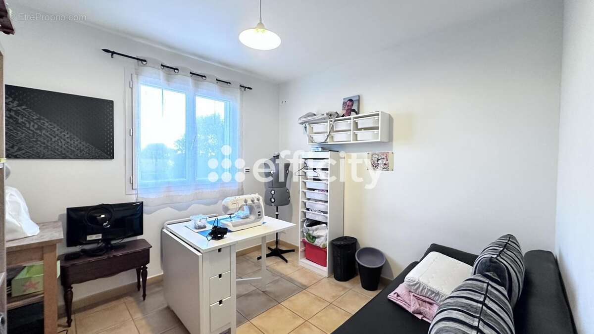 Maison à SAINT-PAUL-TROIS-CHATEAUX