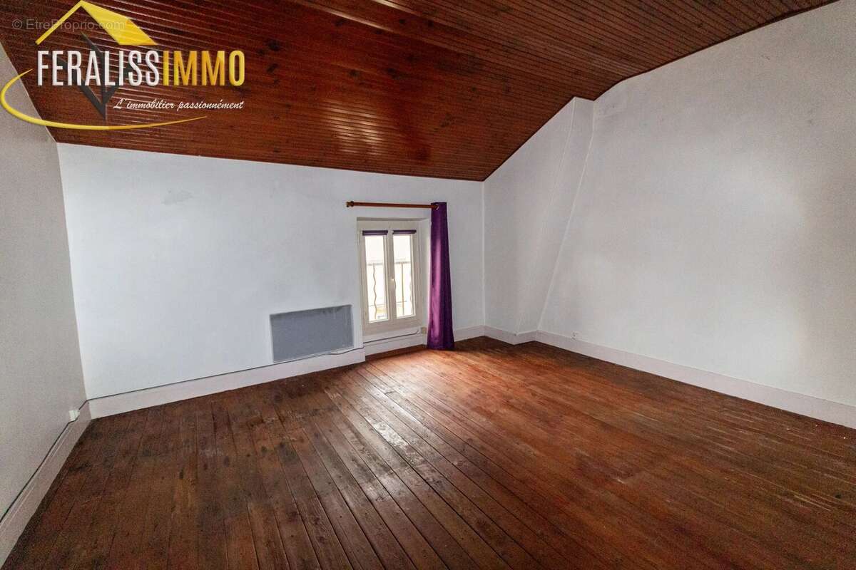 Maison à VAUX-SUR-SEINE