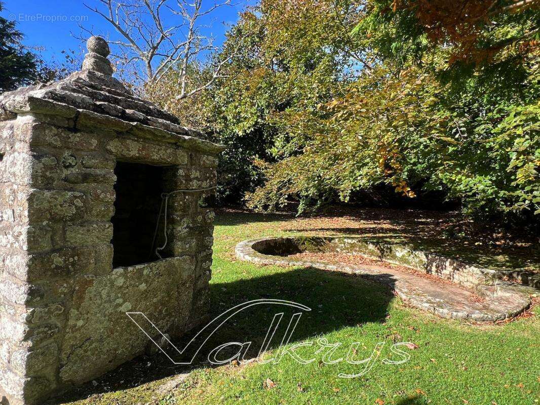 Maison à CLOHARS-CARNOET