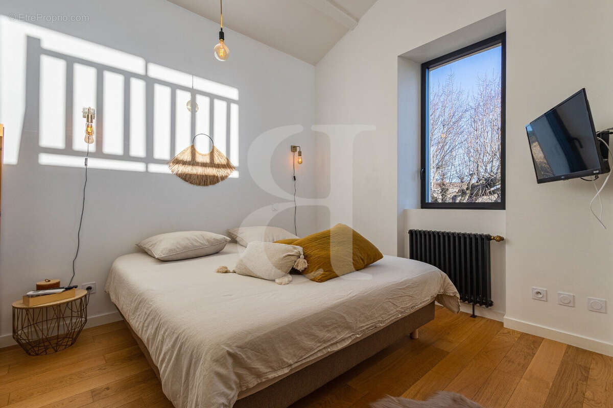 Maison à VAISON-LA-ROMAINE