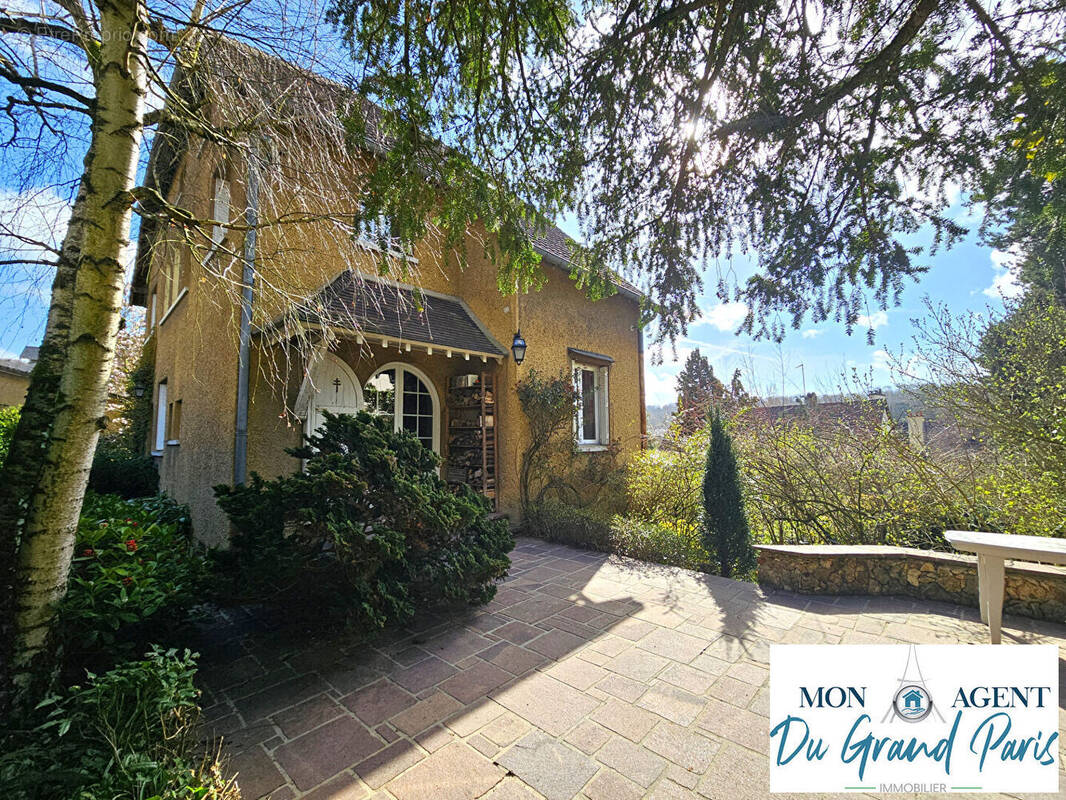 Maison à JOUY-EN-JOSAS