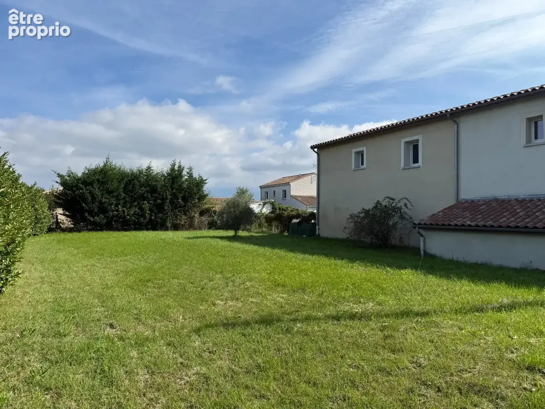 Terrain 564 m² à vendre à Romans-Sur-Isere (26100) - photo 2