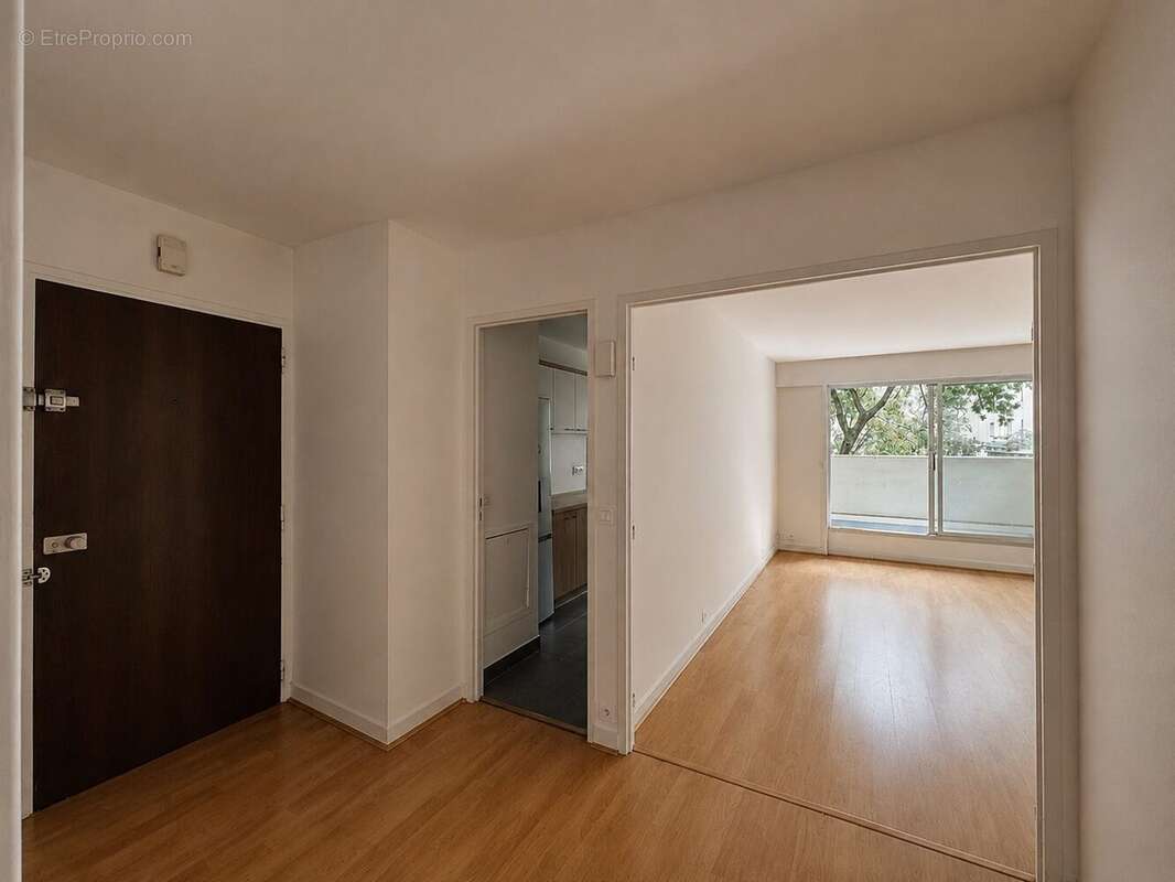 Appartement à PARIS-11E