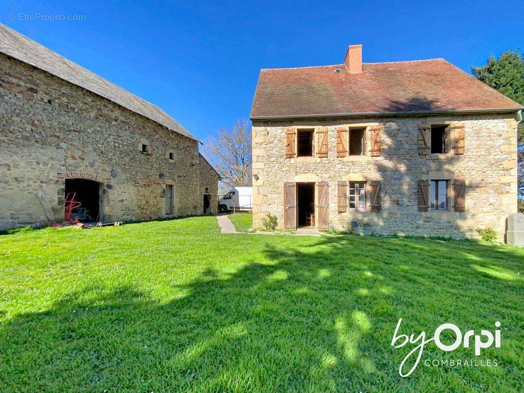 Maison à SAINT-HILAIRE