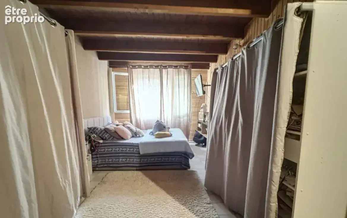 Appartement 280 m² à Nimes  - photo 8