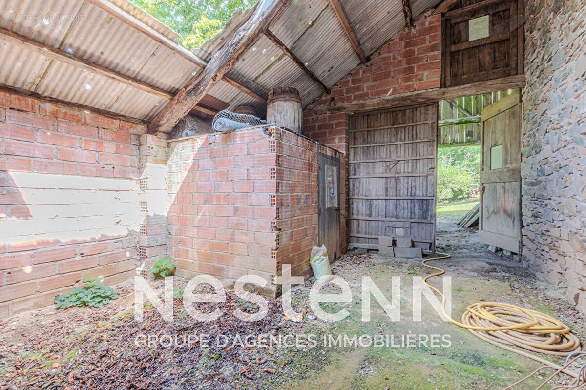 Maison Alban ancienne ferme avec dépendances sur 1ha de terrain attenant - photo 16