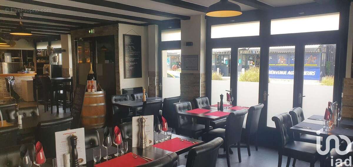 Photo 2 - Commerce à SAVIGNY-SUR-ORGE