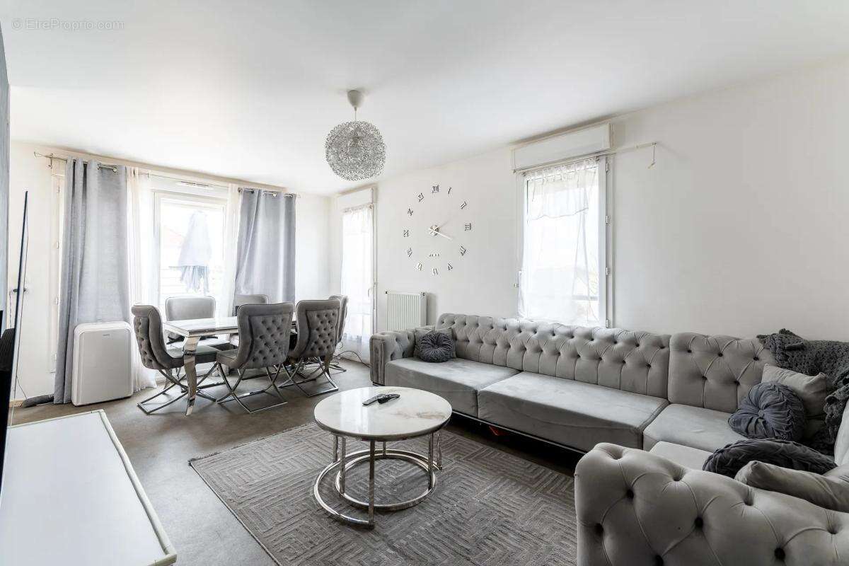 Appartement à NEUILLY-SUR-MARNE
