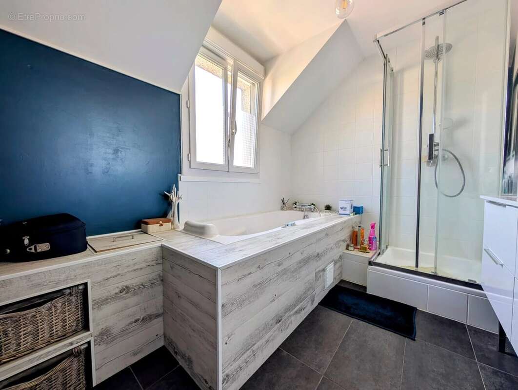 Maison à VILLEPREUX