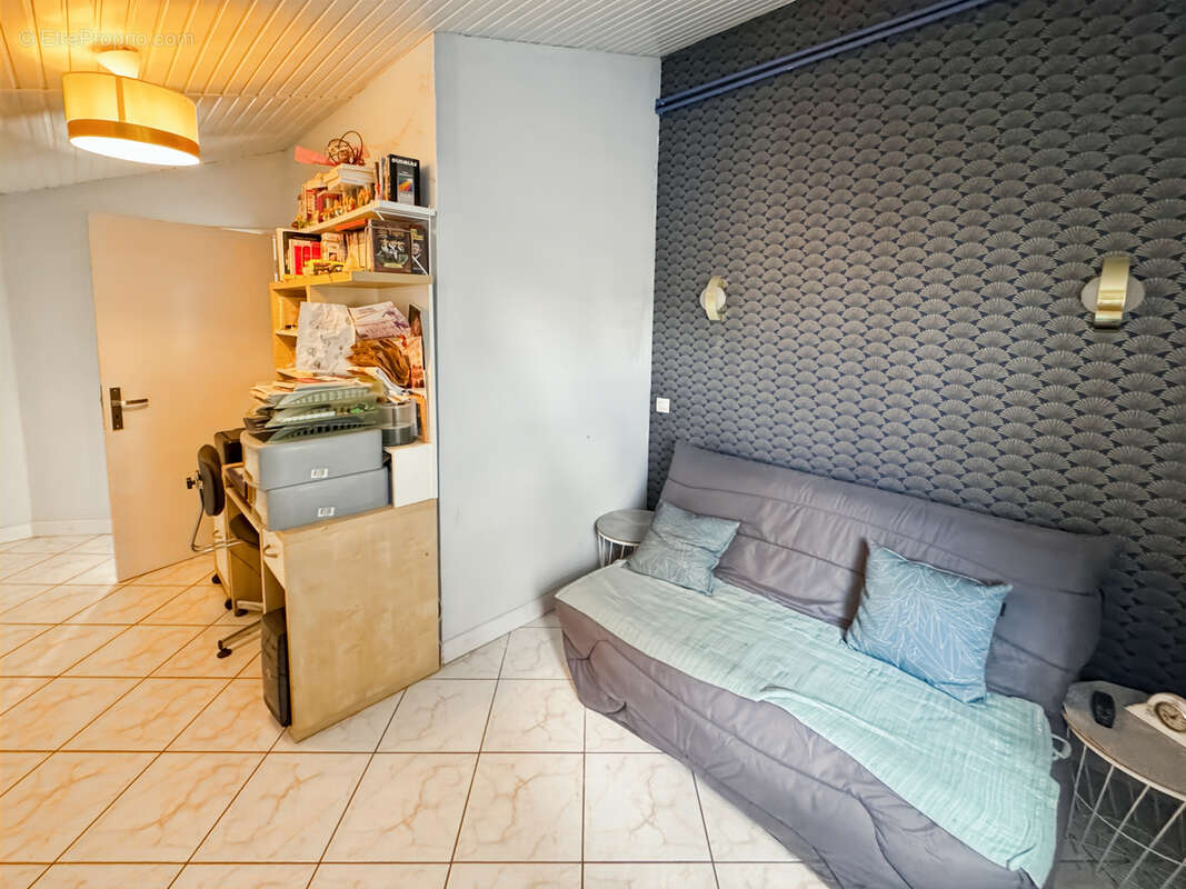 Maison à PAREMPUYRE