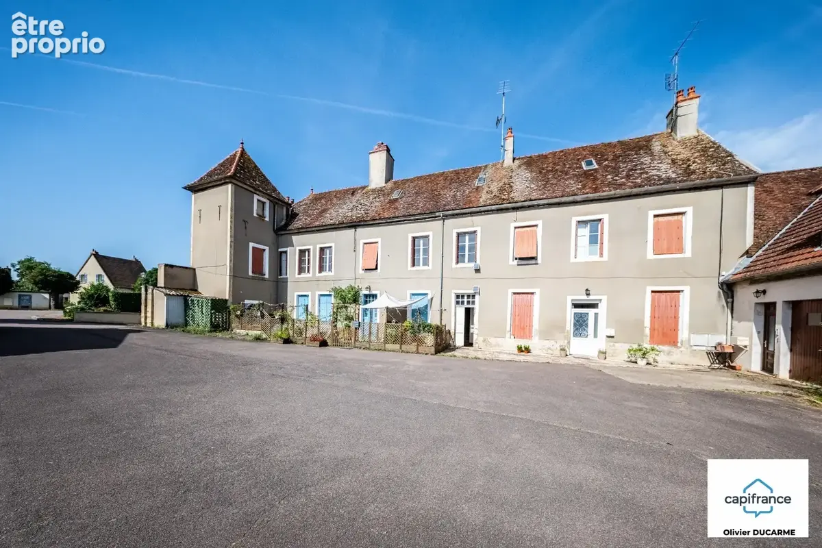 Appartement à ARNAY-LE-DUC