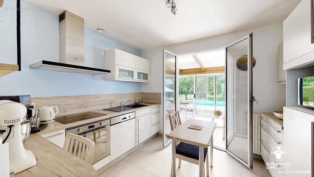 Maison à CRECY-SUR-SERRE