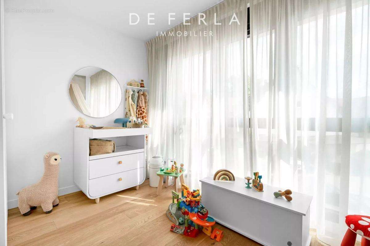 Appartement à SAINT-MAUR-DES-FOSSES