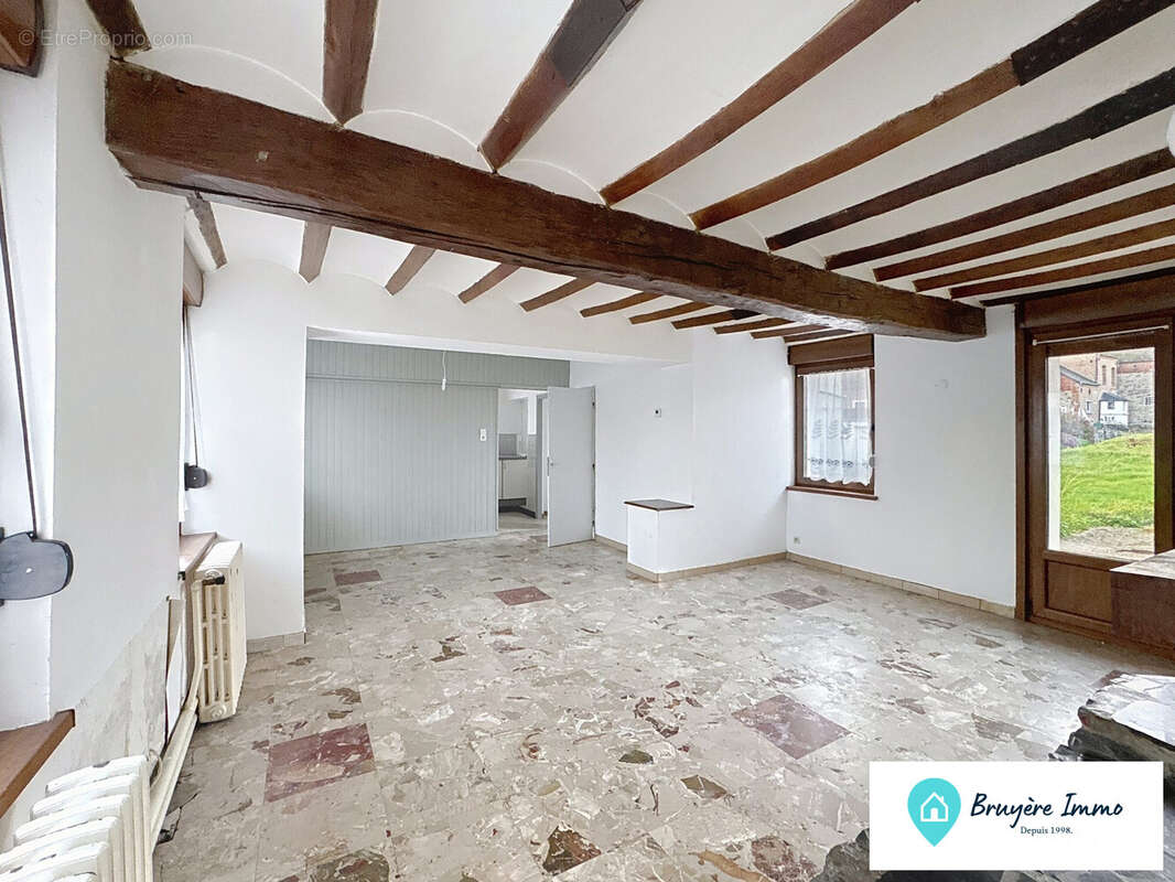 Maison à VIEUX-RENG