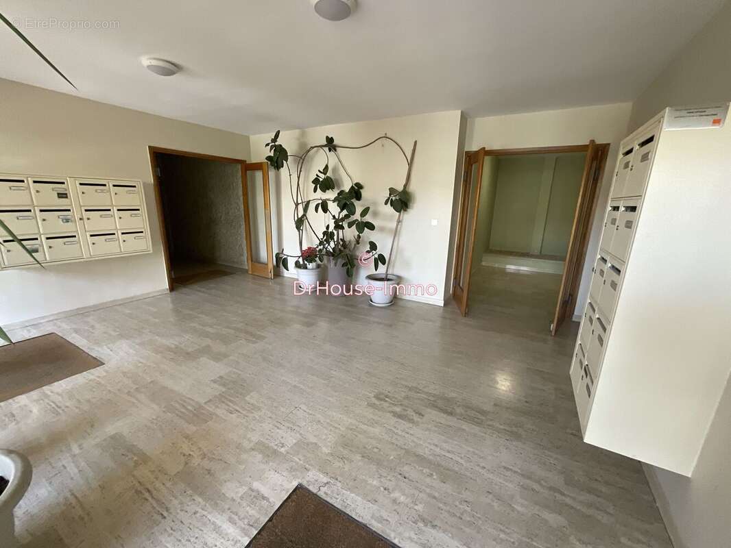 Appartement 39 m² à La Seyne-Sur-Mer  - photo 22