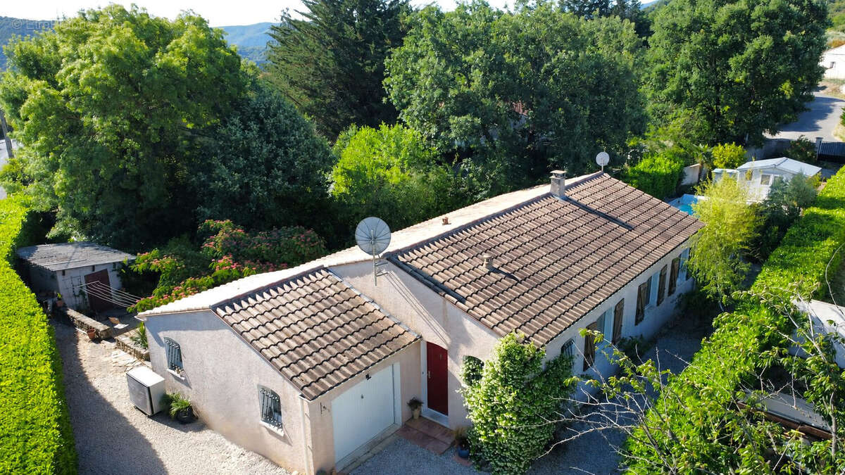 Maison à LE PRADAL