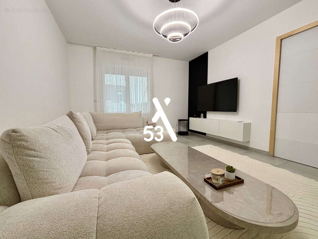 Maison à EPERLECQUES