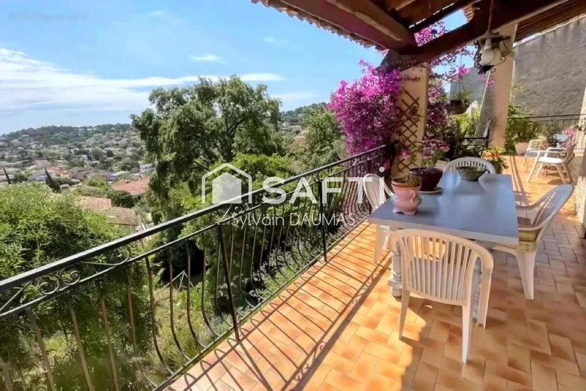 Photo 2 - Maison à SIX-FOURS-LES-PLAGES