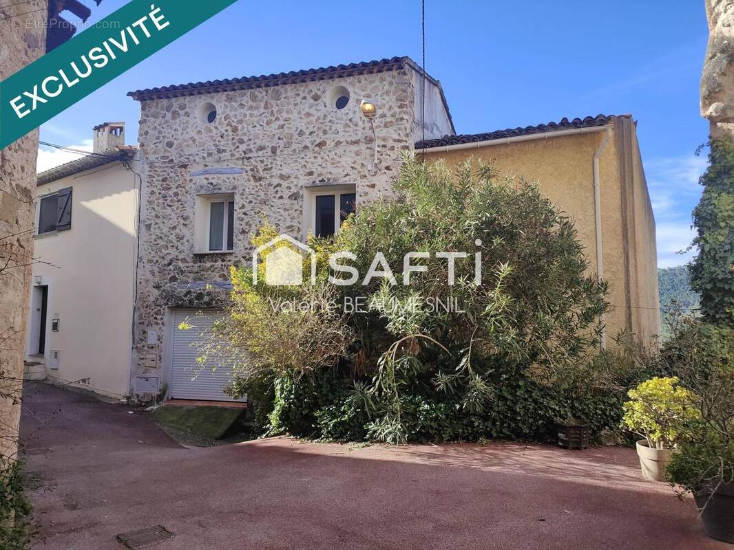 Photo 1 - Appartement à BAGNOLS-EN-FORET