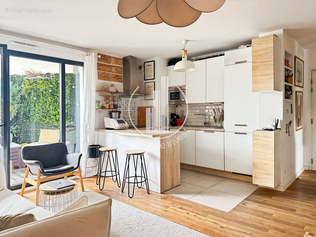 Appartement à ASNIERES-SUR-SEINE