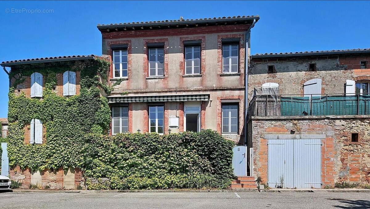 Maison à BOURG-SAINT-BERNARD