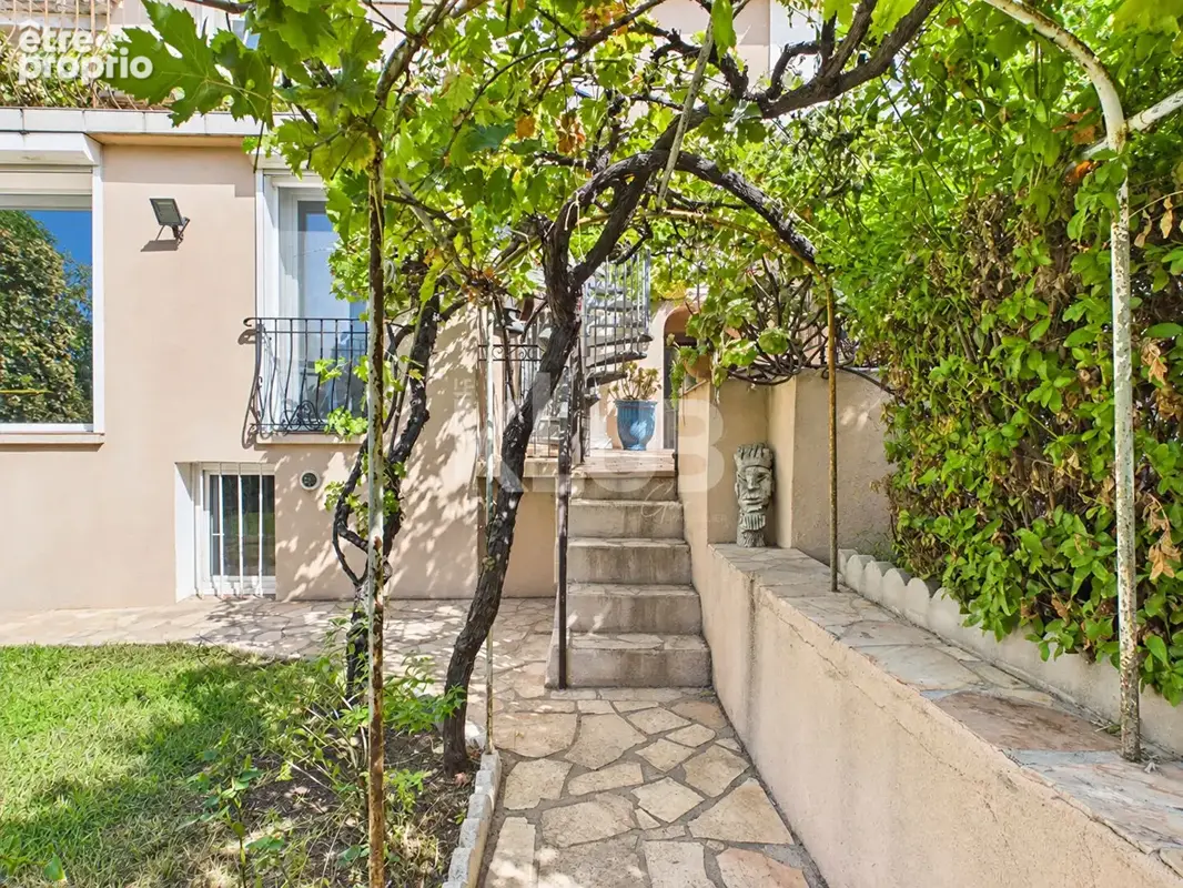 Maison Toulon 5 pièces 115 m2 avec jardin et vue mer - photo 9