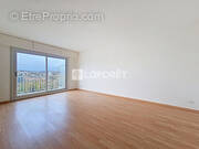 Appartement à BOURG-LA-REINE