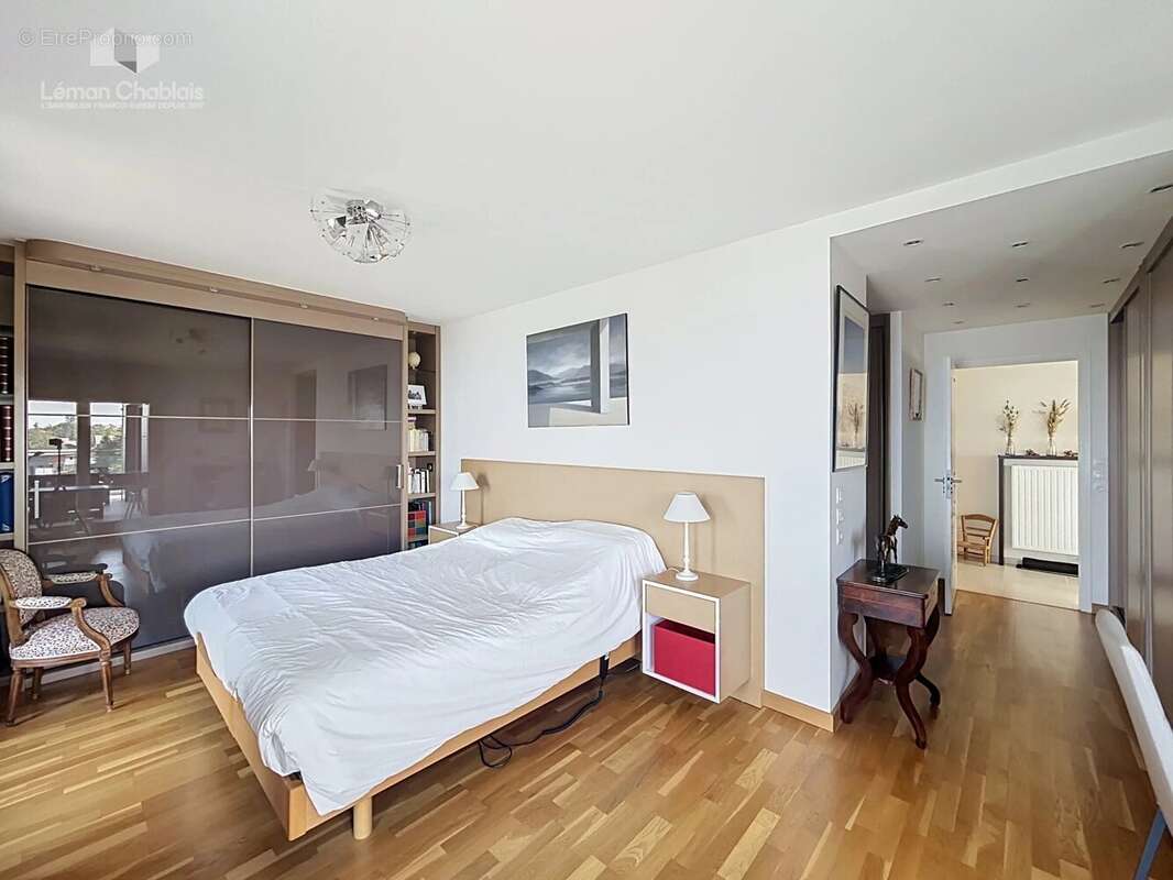 Evian-les-bains. t4 en attique - photo 6