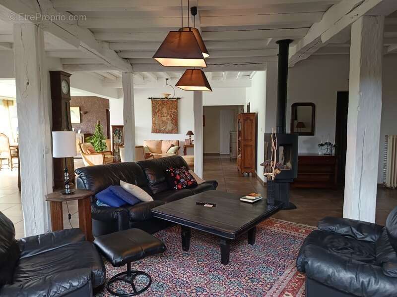 Maison à EUGENIE-LES-BAINS