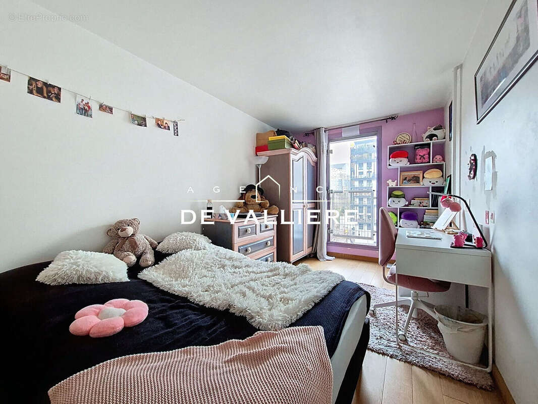 Appartement à NANTERRE