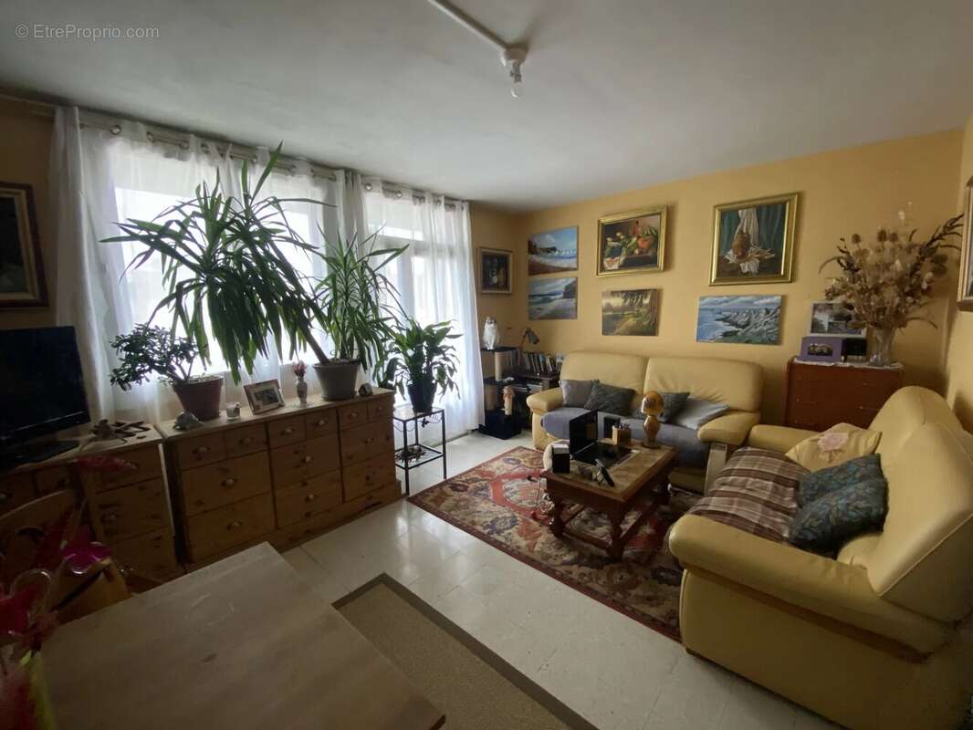 Appartement à NIMES