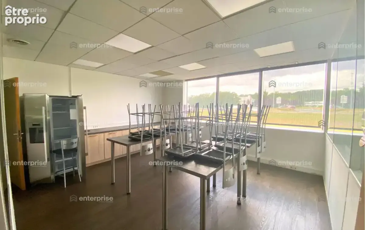 La croix-saint-ouen – plateau de bureaux à louer – 480 m² - photo 5