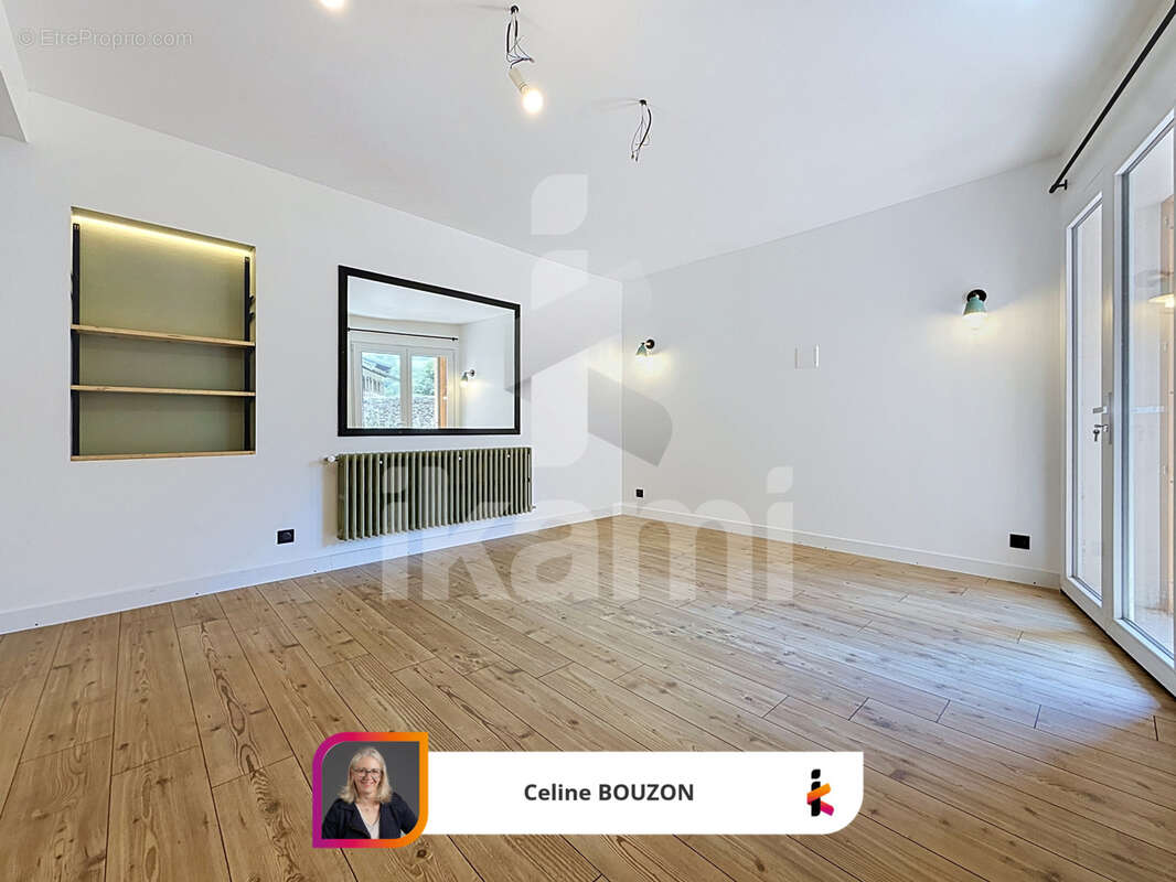 Maison de ville rénovée avec studio indépendant. Centre d'Aigueblanche - photo 2