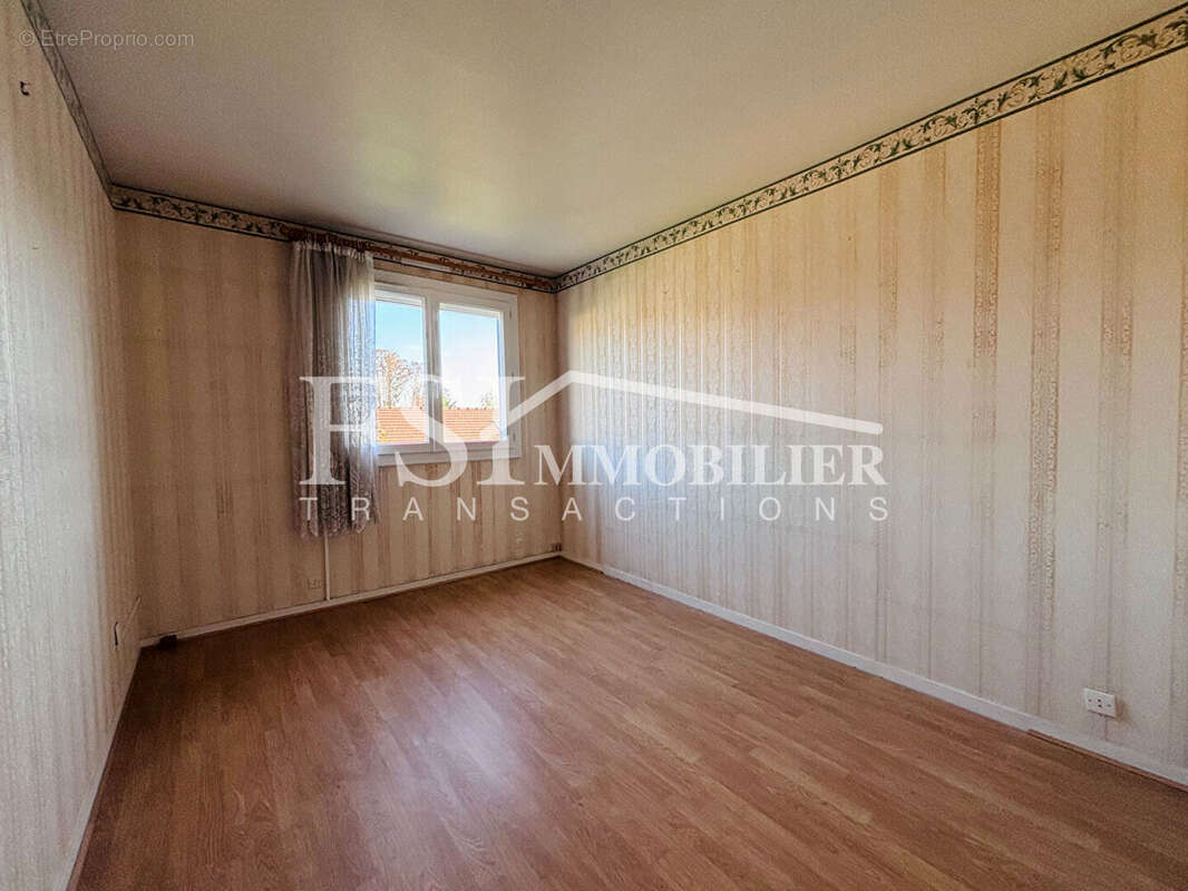 Maison à SAINT-LEU-LA-FORET