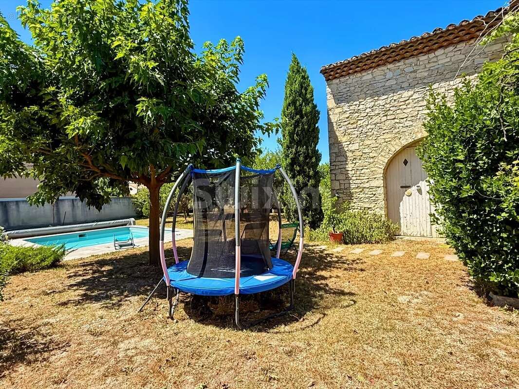 Maison à SAINT-MARCEL-LES-SAUZET