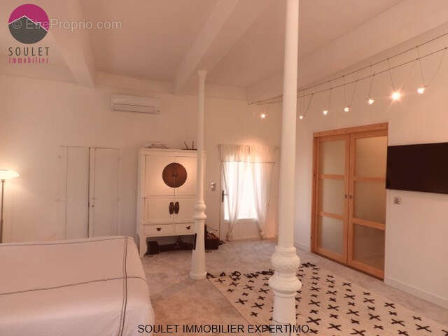 Maison à L'ISLE-SUR-LA-SORGUE