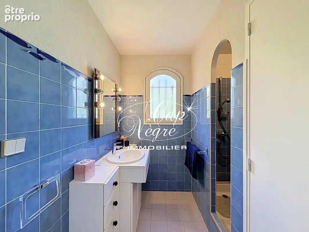 Maison Le Lavandou 4 pièce(s) 158 m2 - photo 14