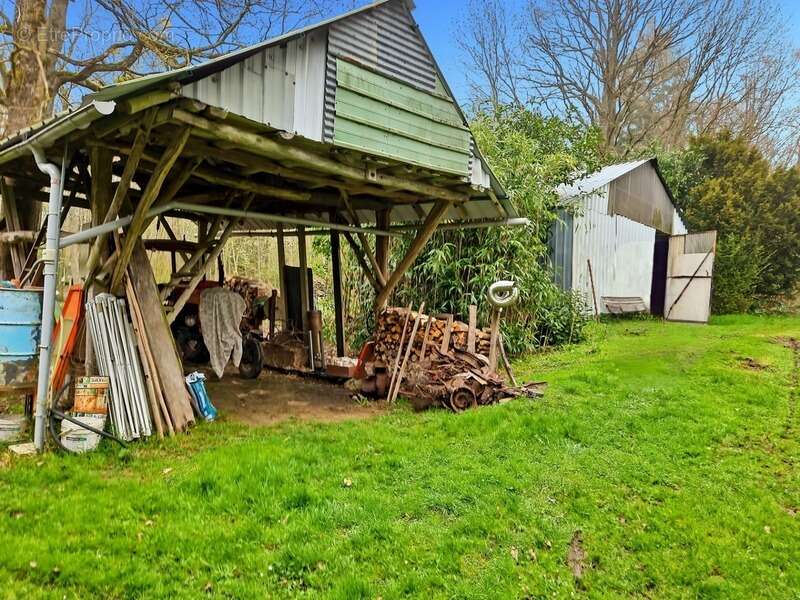 Au cœur de la nature, propriété d’exception 13 hectares avec étang privé, maison chaleureuse de 133 m², 3 chambres, cheminée et  - photo 6