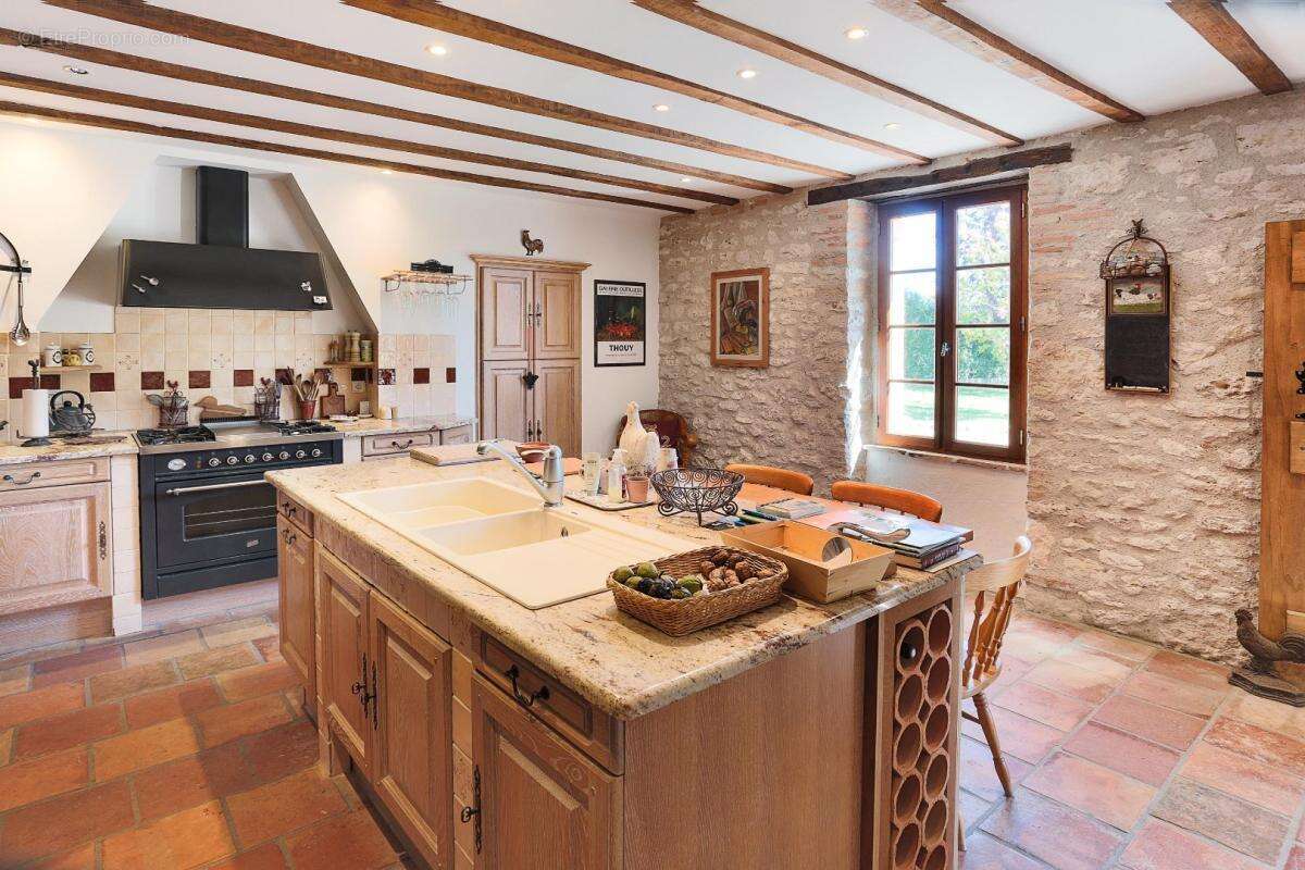 Maison à CASTELNAU-DE-MONTMIRAL