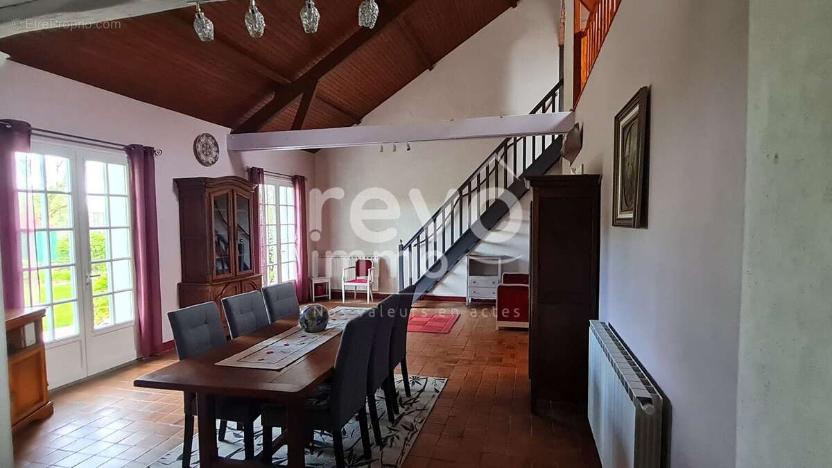 Maison à MAUVES-SUR-LOIRE