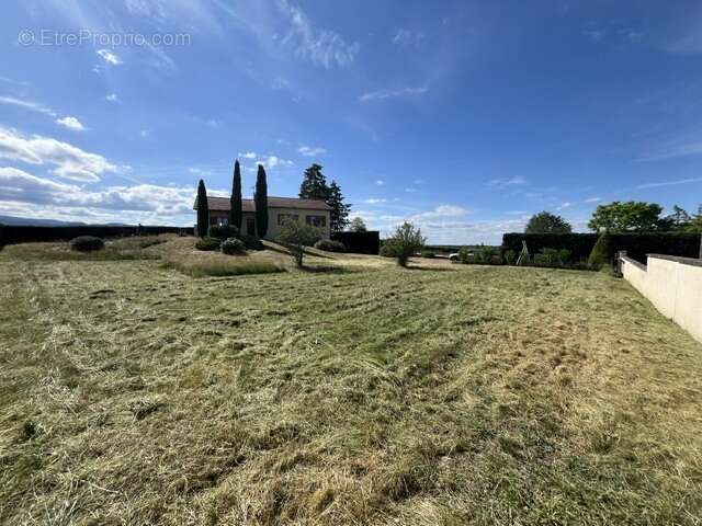 A vendre maison 5 chambres ouches 42155 - photo 3