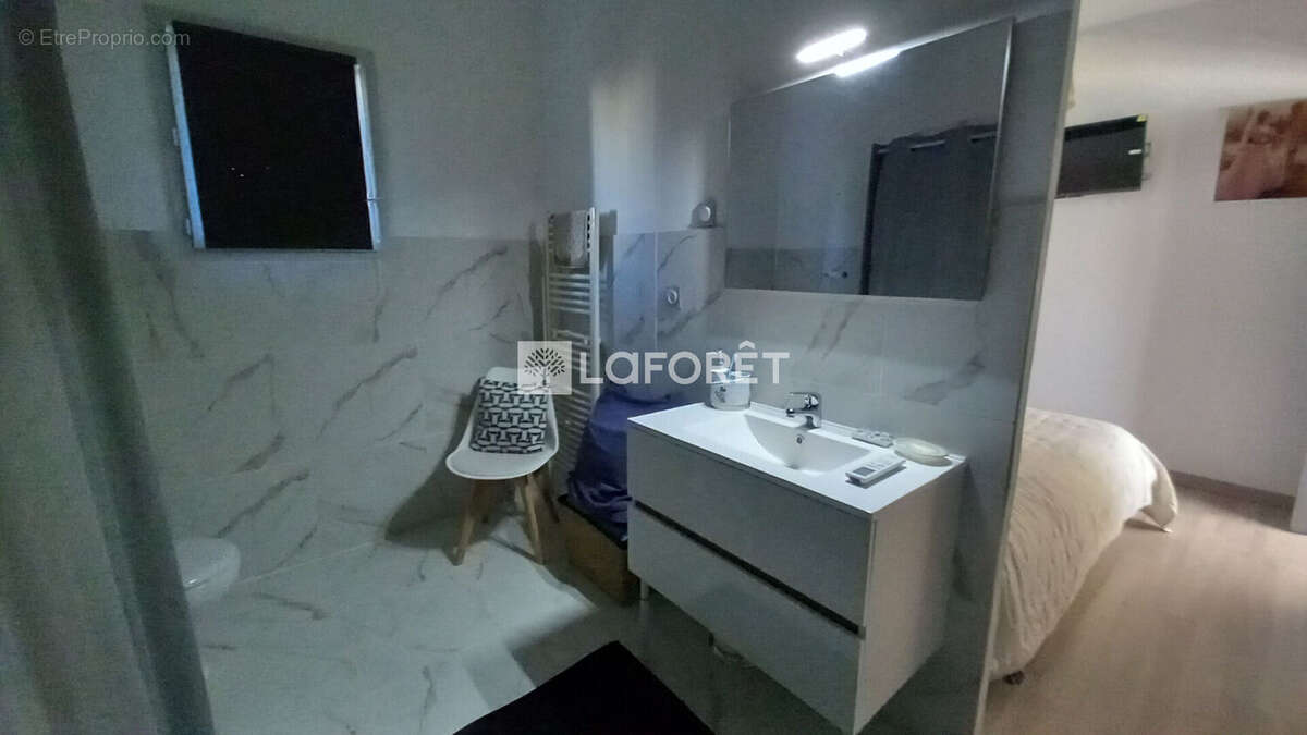 Maison à SAINT-SATURNIN-LES-APT