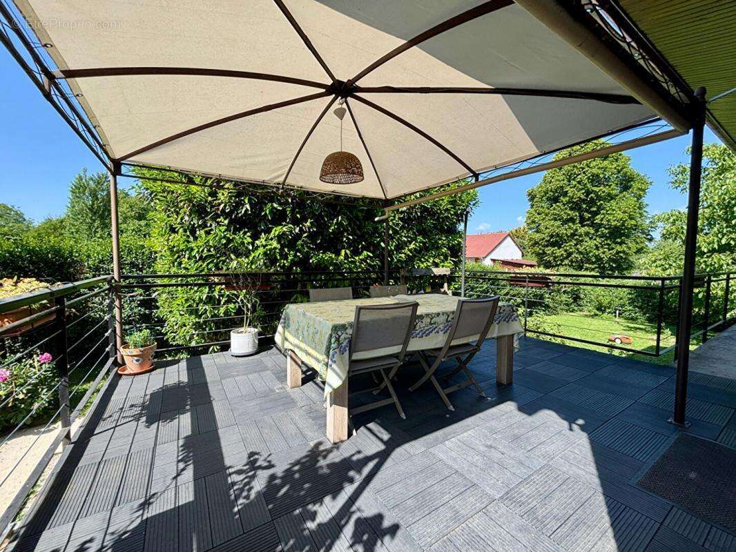 MASSONGY Maison T5 110 m² , 732m² de terrain , secteur calme (74140) - photo 5